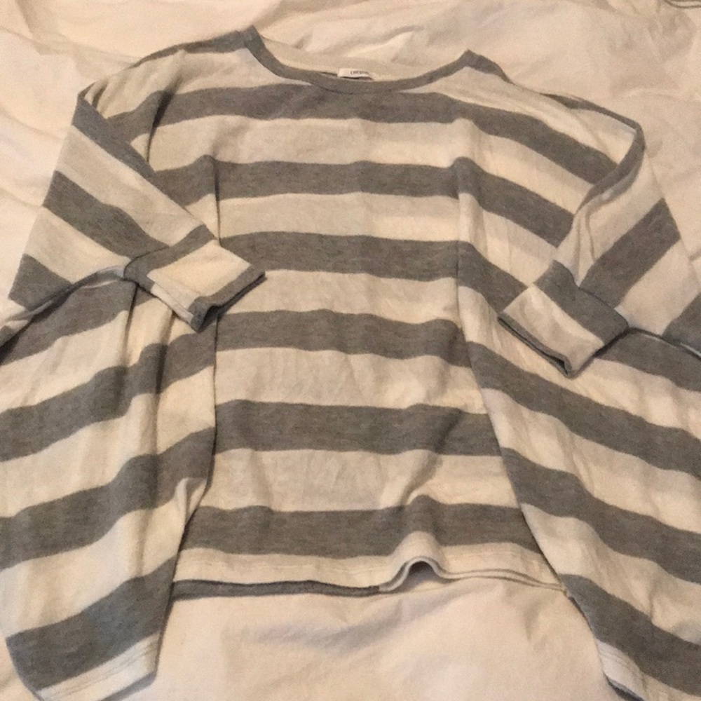 Gray and white spring  tunic top